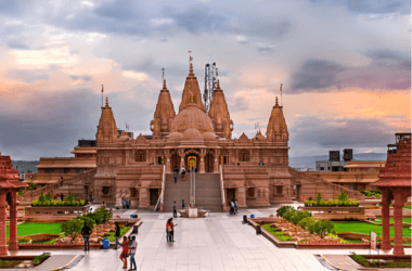 Pune & Mumbai Airport Transfers — book cab service